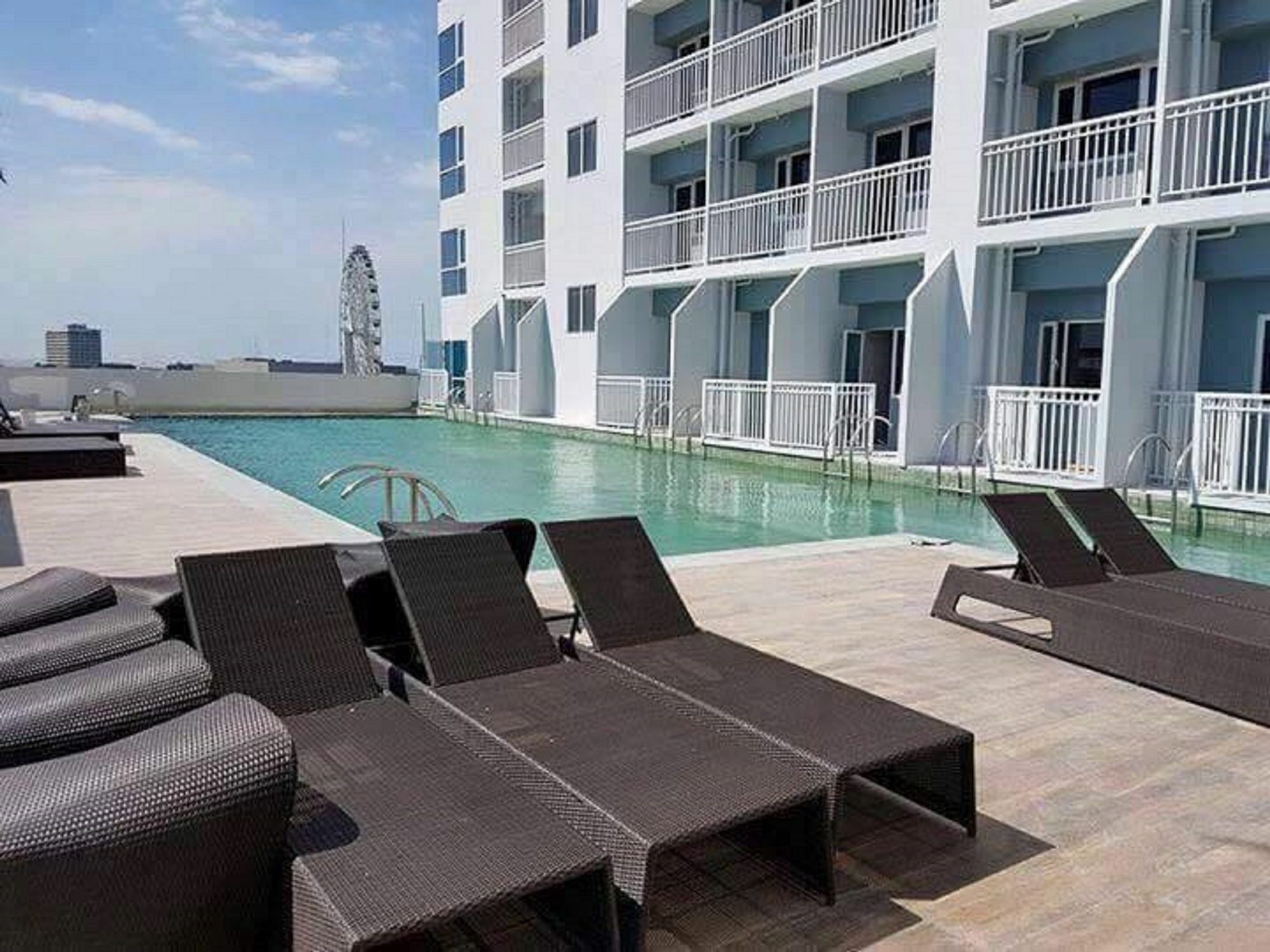 Seabreeze Residences At Breeze Residences Pasay Exterior foto